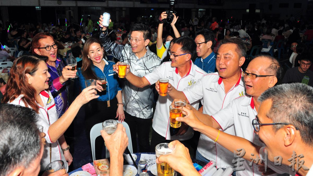 Tiger星洲华教义演热火朝天开唱