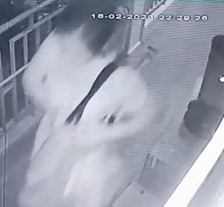 (已签发)柔:狮城二三事:女郎多次骚扰邻居三兄弟 报假案称遭非礼