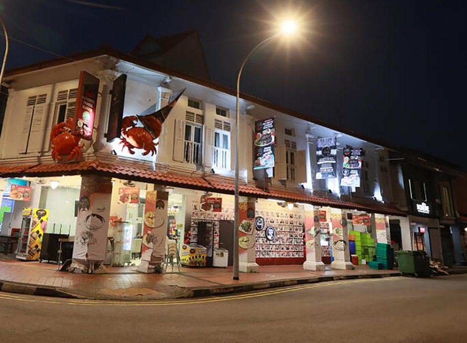 （已签发）柔：狮城二三事：女食客被指伪造转账截图　吃35次‘霸王餐’