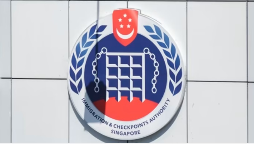 (已签发)柔:狮城二三事:狮城男非法雇用和窝藏大马女 被判监禁和罚款