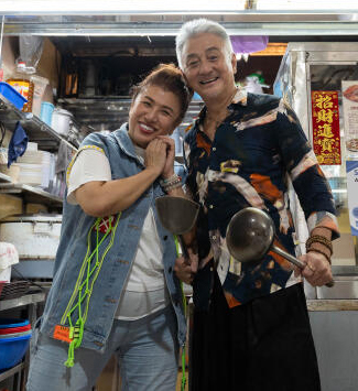 (已签发)柔:狮城二三事:贺岁片《小贩之王》聚焦狮城美食 刘玲玲最想卖罗惹