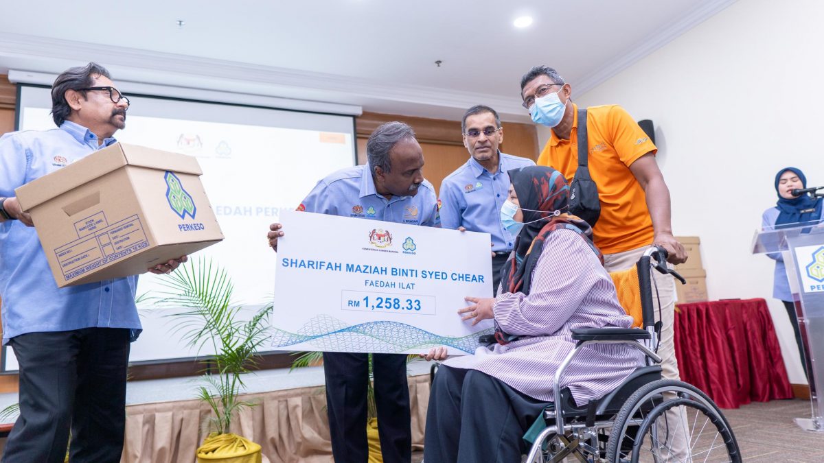 (怡保13日讯)人力资源部长西华古玛指出,自他上个月宣布私人界雇主必须透过银行户头支