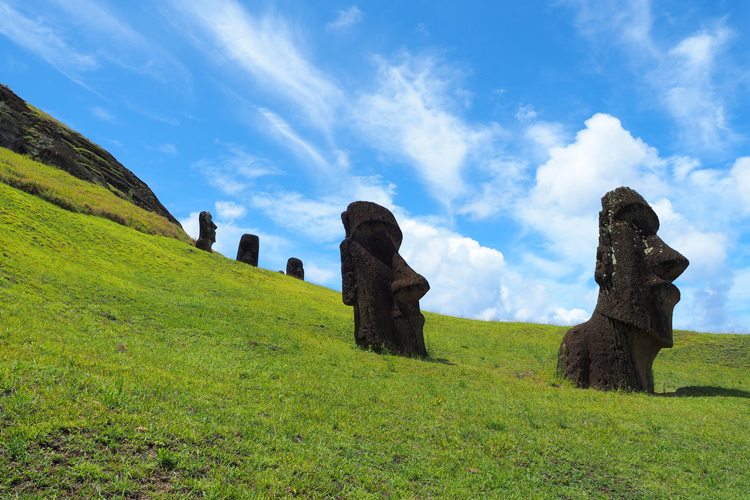 Kim Teoh／摩艾石像之谜