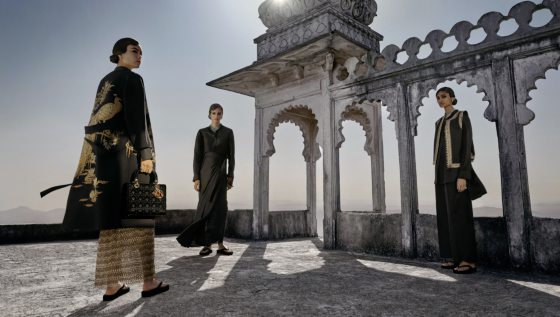 King Chan／2023秋冬广企站台 AVERTISING CAMPAIGN 拥抱超凡之美