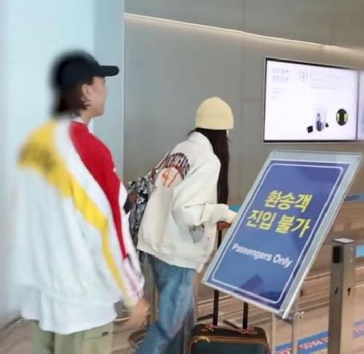 Lisa跳疯马秀倒数  一句“你没被邀请”惹骂