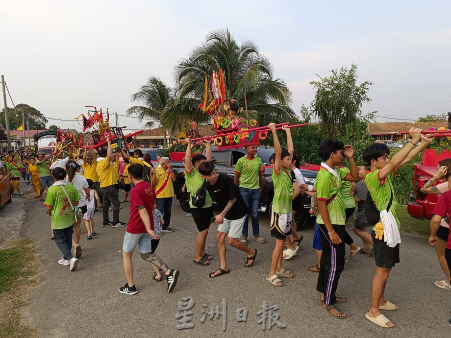 NS封底主文/马口万仙宫众神出游,马口社区热哄哄