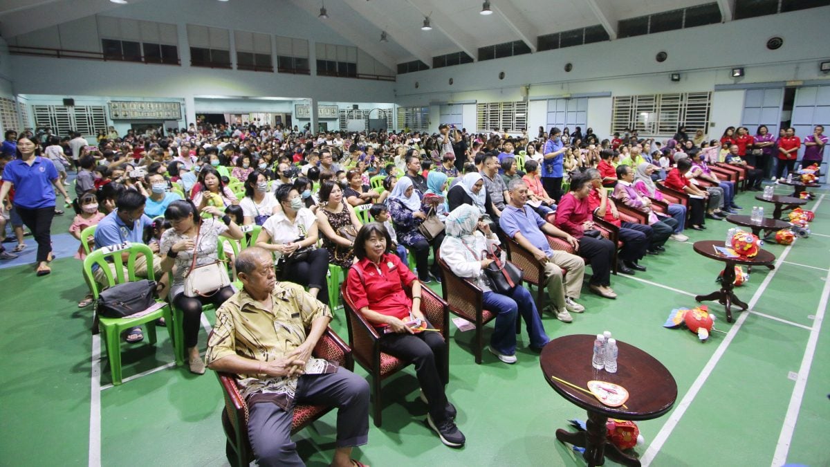 NS庇朥 / 诺祖妮达:中秋是团结象征,拉近各族之间联系加强彼此感情。