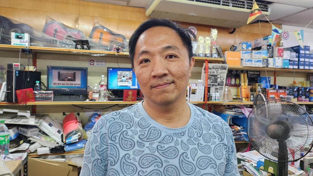 NS芙蓉/芙蓉拿督昔阿末路周末变外劳城抢滩生意,商家:未造成大影响惟盼严厉管控