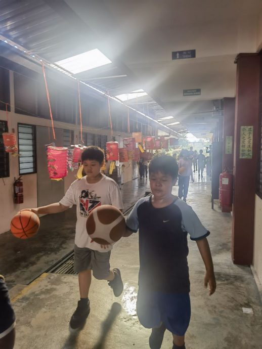 NS芙蓉/吁噜峇玲珑育才华小筹募学校雨盖篮球场及活动基金