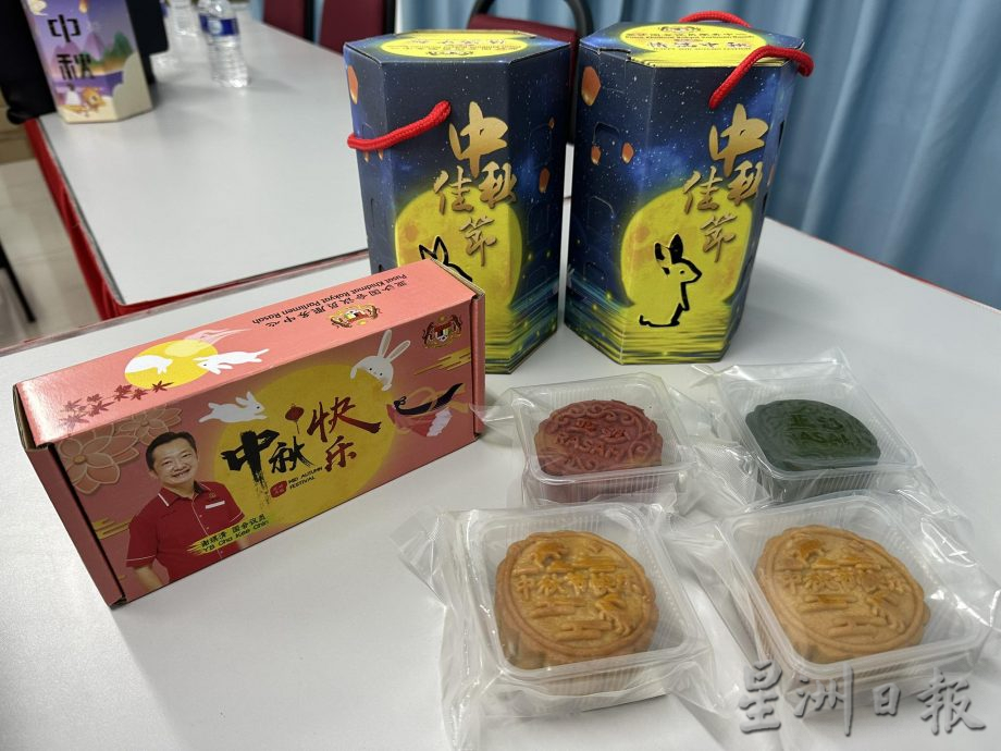 NS芙蓉:谢琪清推出可制成灯笼的月饼盒