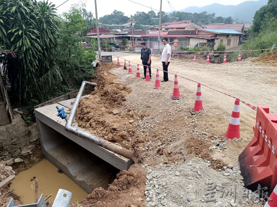 NS马口:封路5天却变15天,马口市区来往巴都峇加道路终于重新通车