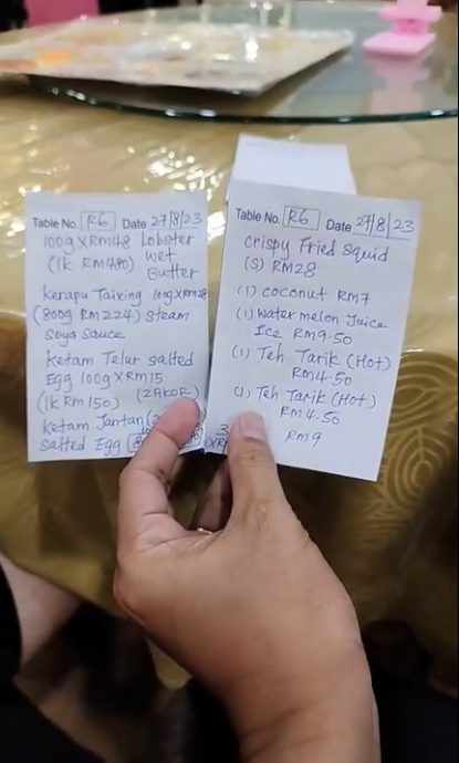 RM1102海鲜餐风波 |“红龙虾鱼蟹皆顾客亲自选!”店员:不是我选 秤重量才下单