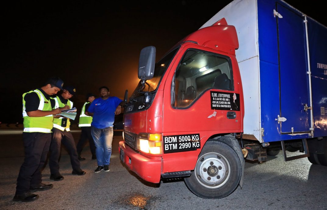 2018年至今年9月商业车辆共拖欠逾17万张罚单·涉及金额逾5277万令吉