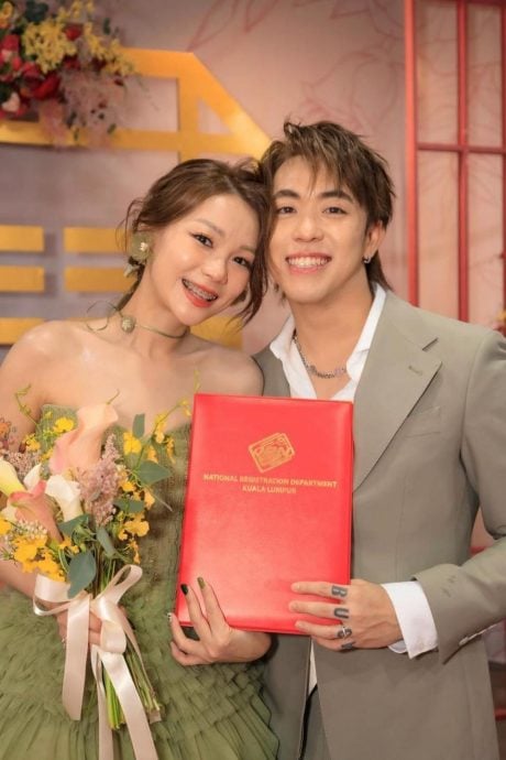 3P成员Caven升格人夫 纪念日注册自夸天才