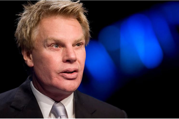 A&F前CEO被指性侵年轻男子  有声称称被下药迷奸 