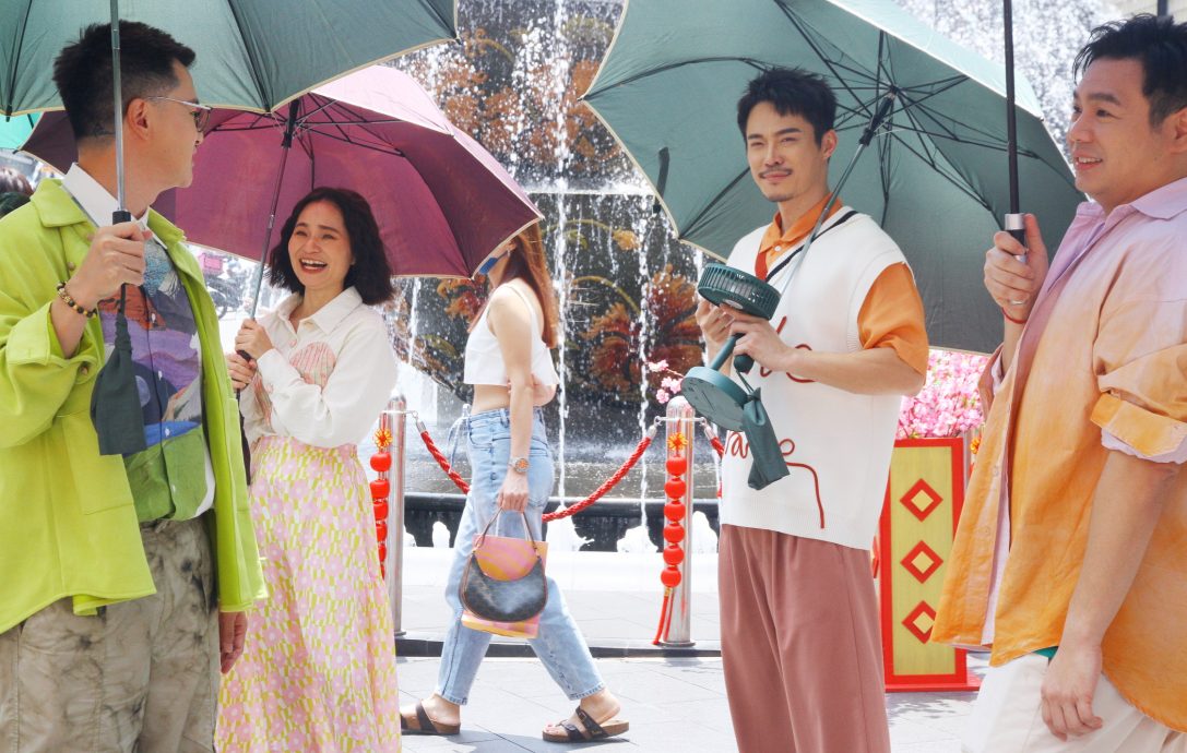 Astro贺岁MV唱跳大场面 特为林德荣简化舞蹈动作