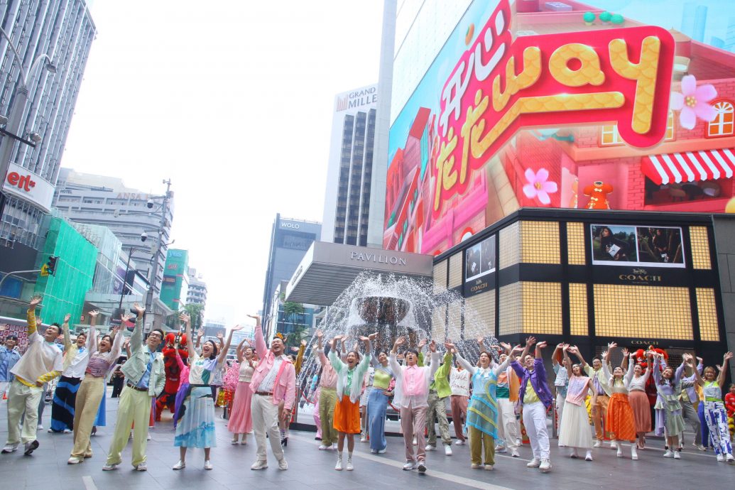 Astro贺岁MV唱跳大场面 特为林德荣简化舞蹈动作