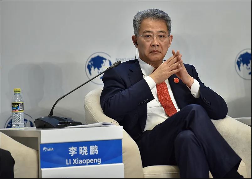 “靠金融吃金融”被双开　光大集团原董事长李晓鹏涉受贿罪被捕