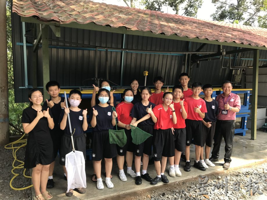 ★10月16日刊登/【农的传人】大霹雳封底主文//崇华独中培养学生兴趣 可朝水产养殖前进