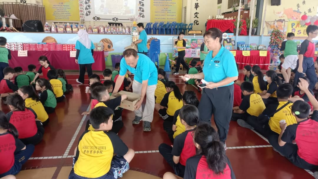 东封底:蔡兆生:柏朗埃补选成绩反映中庸多元,促彭政府制定多元种族民情政策