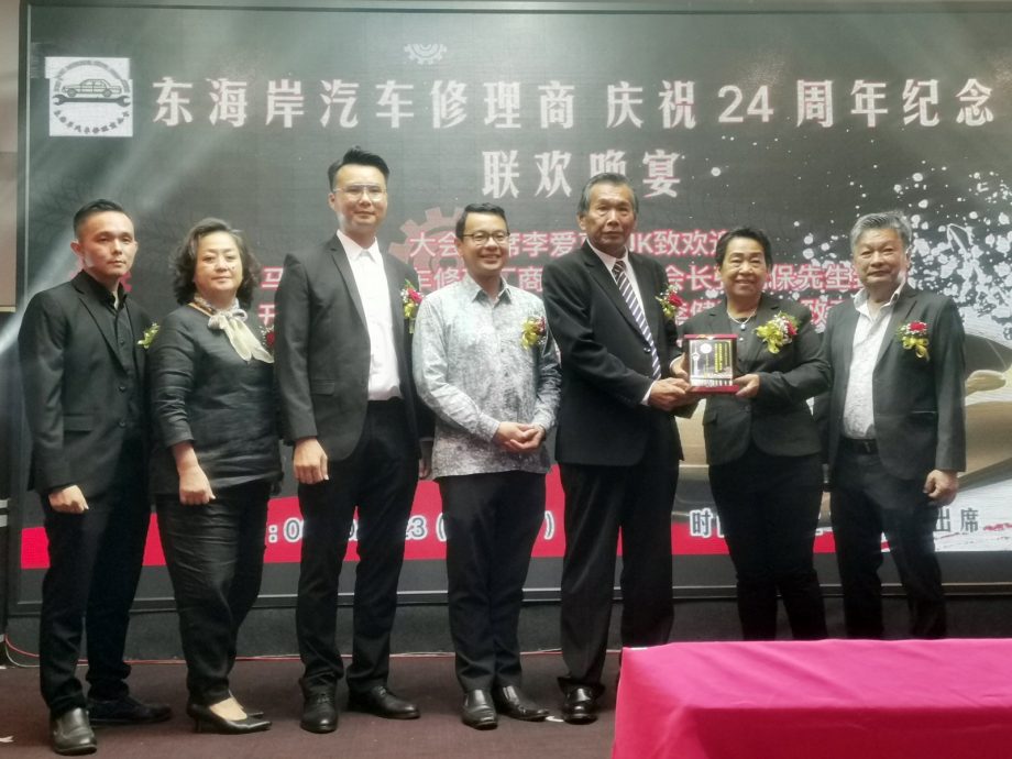 东:张元保:签署不公平的授权车厂条件合约应通知属会