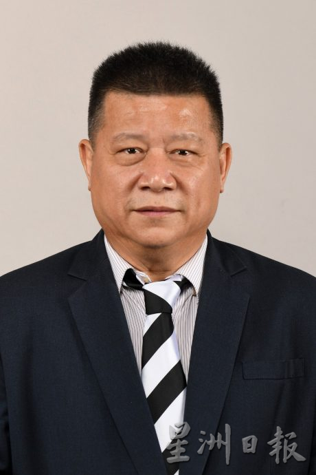 东:彭亨州行政议会议决召见私营公司谈停车固本问题