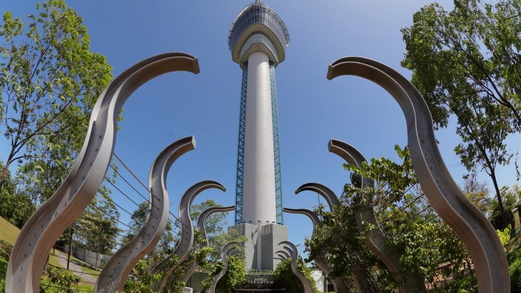 东:马币跌跌不休,旅行社吸纳损失。