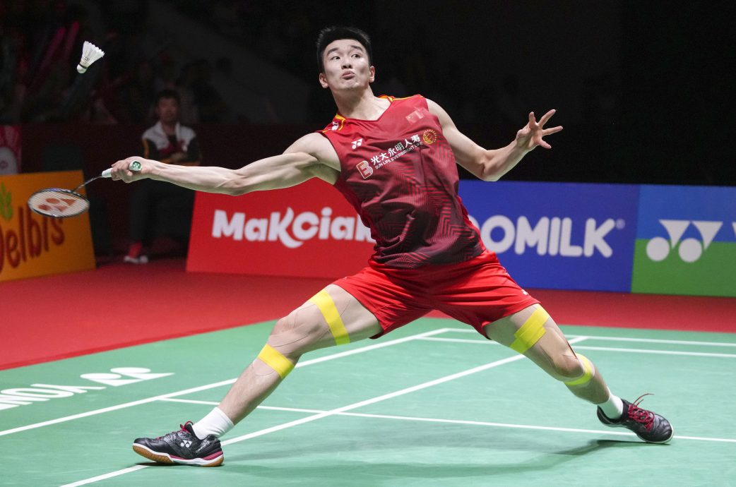 丹麦羽球超级750赛 亚运冠军李诗沣首圈出局 谢苏次圈斗爸爸组合