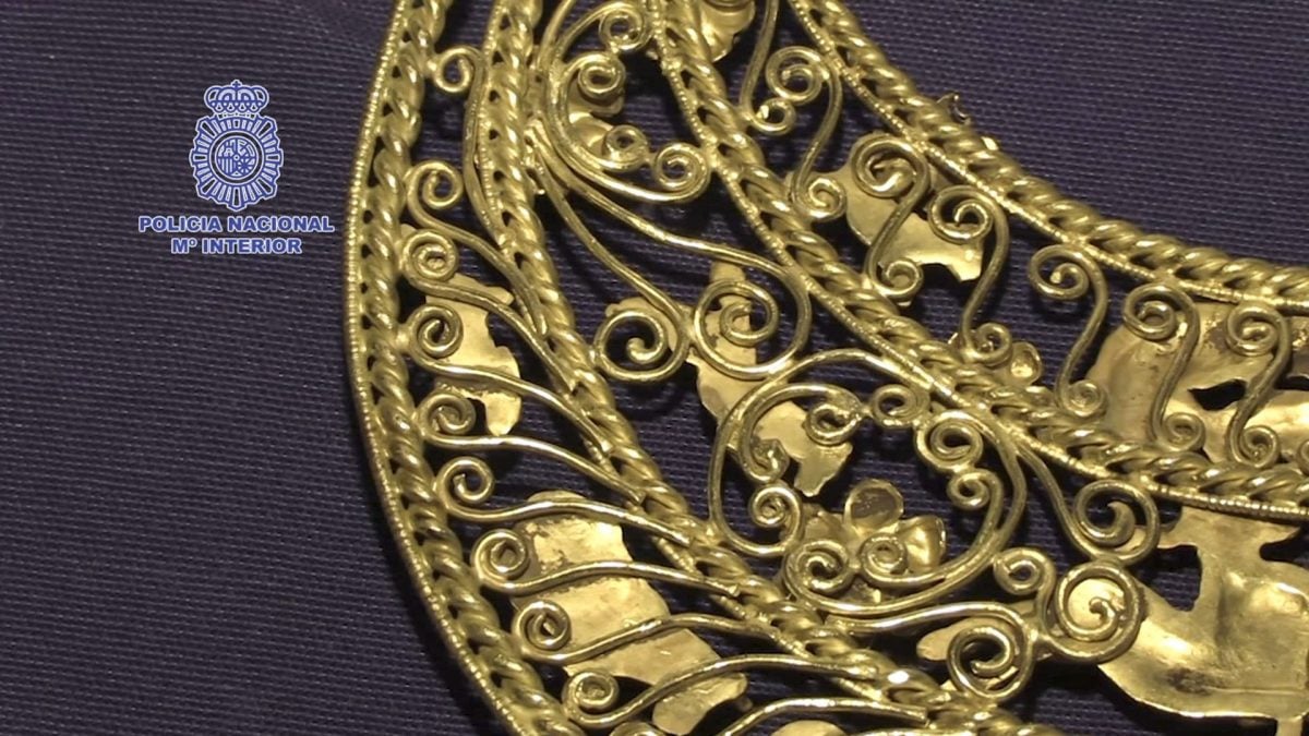 乌克兰千年历史黄金文物遭窃7年后 西班牙跨国行动破获寻回