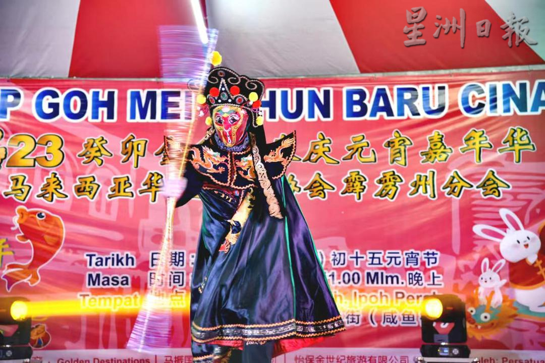 乐活频道 | 陈智皓13岁开始学艺 变脸如魔术保神秘感