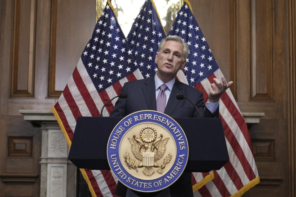 众院首位被罢免议长麦卡锡称无意再次竞选 国会忧混乱加剧 美股急泻