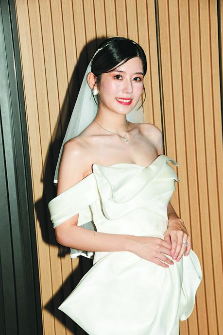 低调出嫁新郎拒露面 陈嘉慧诺停经前生6个