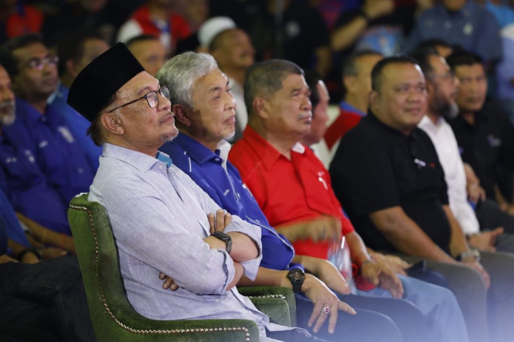 全国:华和副首相拿督斯里阿末扎希齐齐出席政治讲座会,并矢言要捍卫该议席。