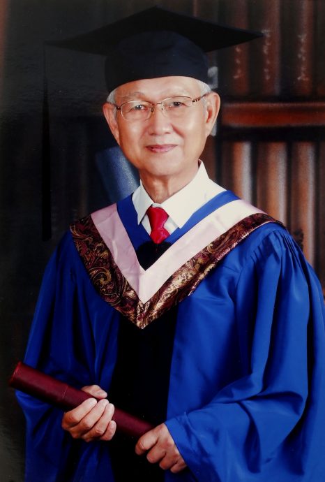 全国版/【暖势力】/以诗纪史结集成书笔描政坛风云 徐持庆坚毅不拔活出精彩人生