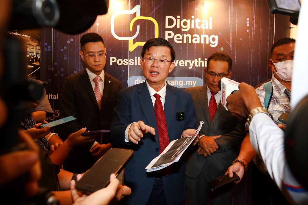 全国版/曹观友:买卖地段下星期决定