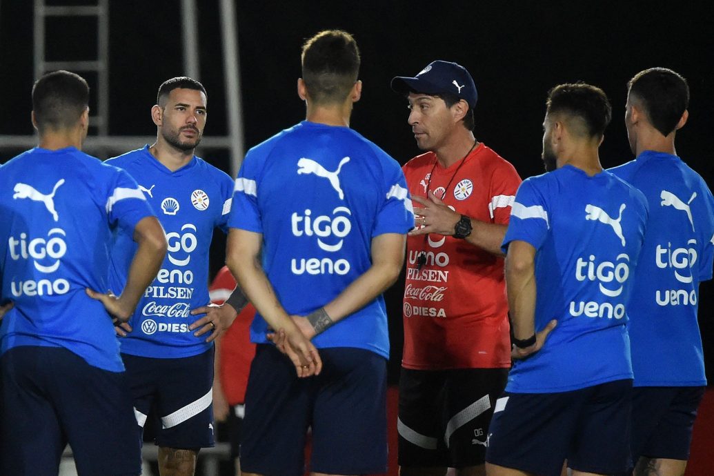 南美洲区世杯入选赛| 阿根廷追击巴拉圭 梅西首发成疑