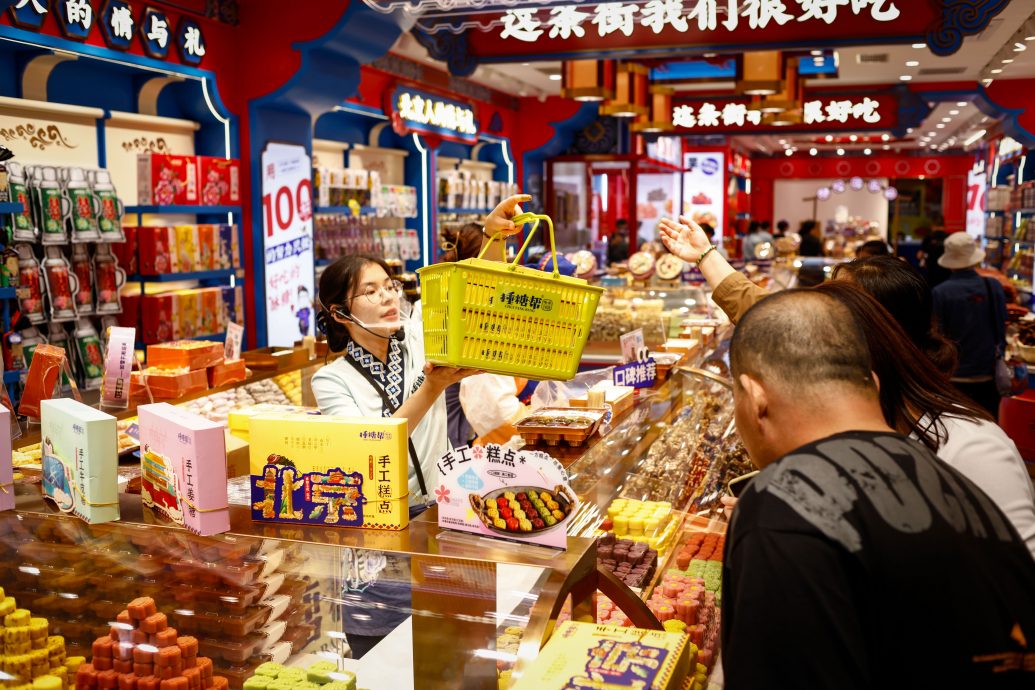 双连假9亿人倾巢而出 旅游收入年增138% 