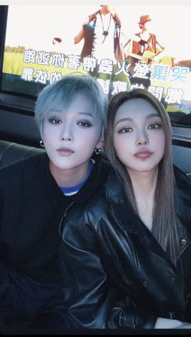 周扬青吃掉一颗牙 晒照自嘲“没齿难忘”