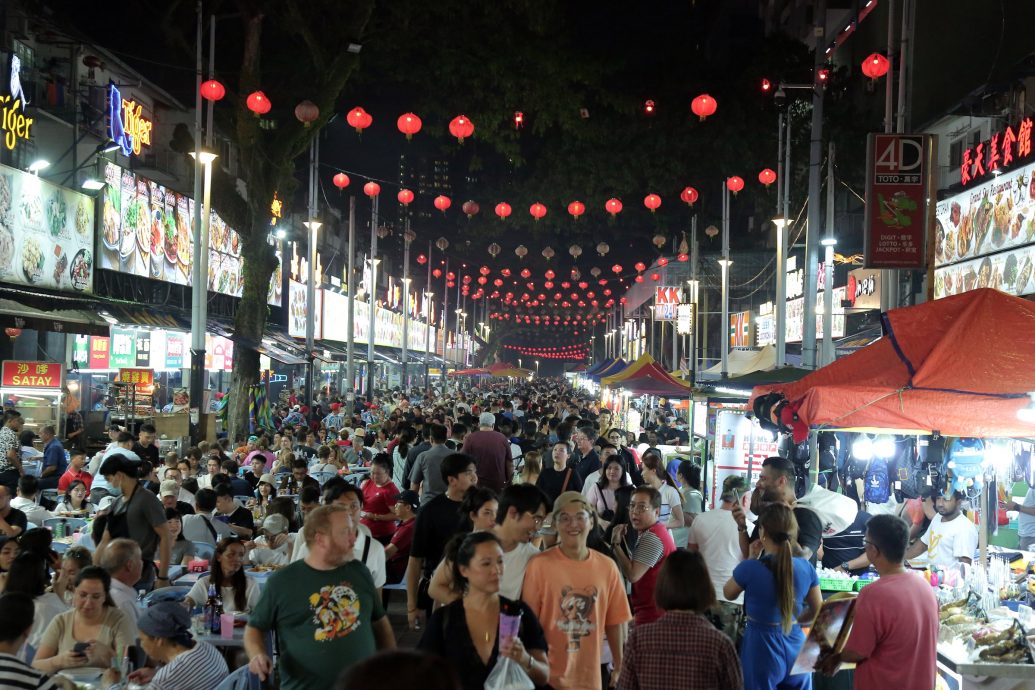 商贩组织：勿让害群之马赶客 阿罗街商贩应明码标价