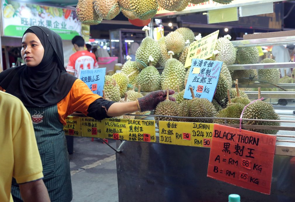 商贩组织:勿让害群之马赶客 阿罗街商贩应明码标价