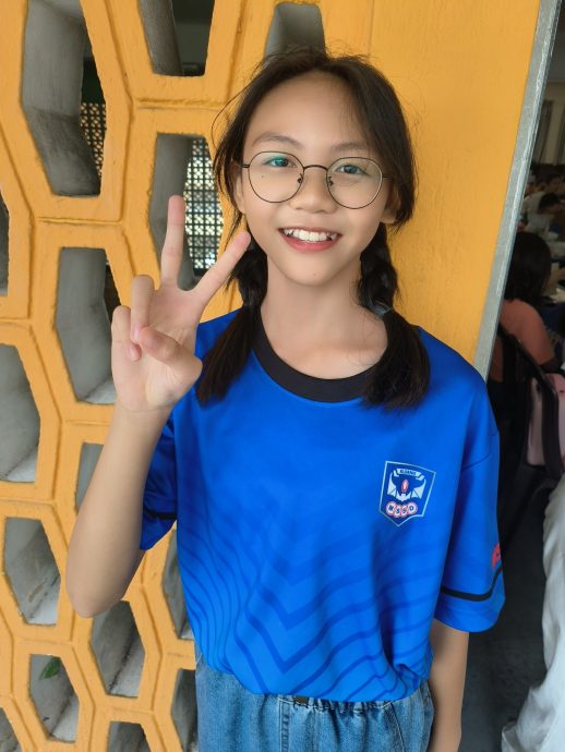 国:暖势力:居銮中华二小董家协理事独具心思,亲自为学生们呈献一系列精彩的表演,为大家带来了一场别开生面的儿童节盛宴。