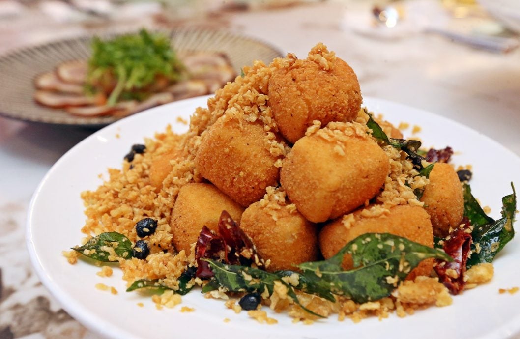 大都会 / 铁路美食2.0-中华饭店（马哈拉惹里拉单轨列车）/  16图