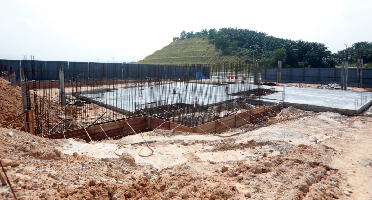 大都会/副文/建校委员会巡视礼仁艾美娜华小兴建工程