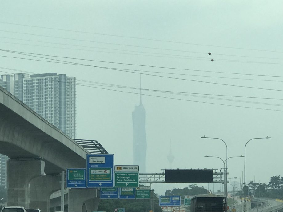 大都会/雪隆大部分地区在5点的空气污染指数