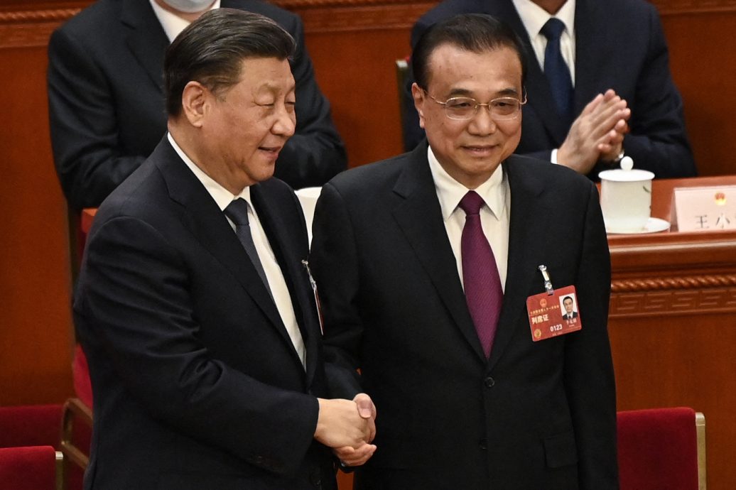 天下事主文)李克强猝逝引猜疑 传游泳时心肌梗塞 消息:医院极力抢救十多个小时