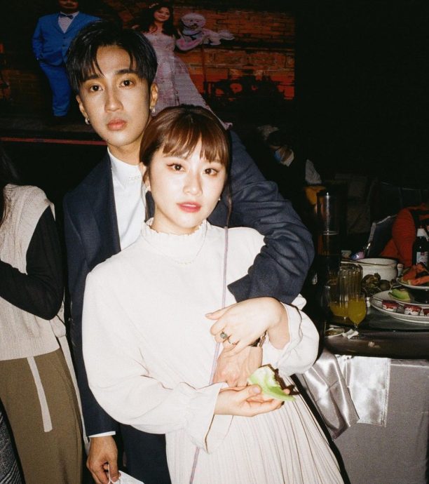 娄峻硕求婚成功 焦凡凡晒婚戒喊:我愿意