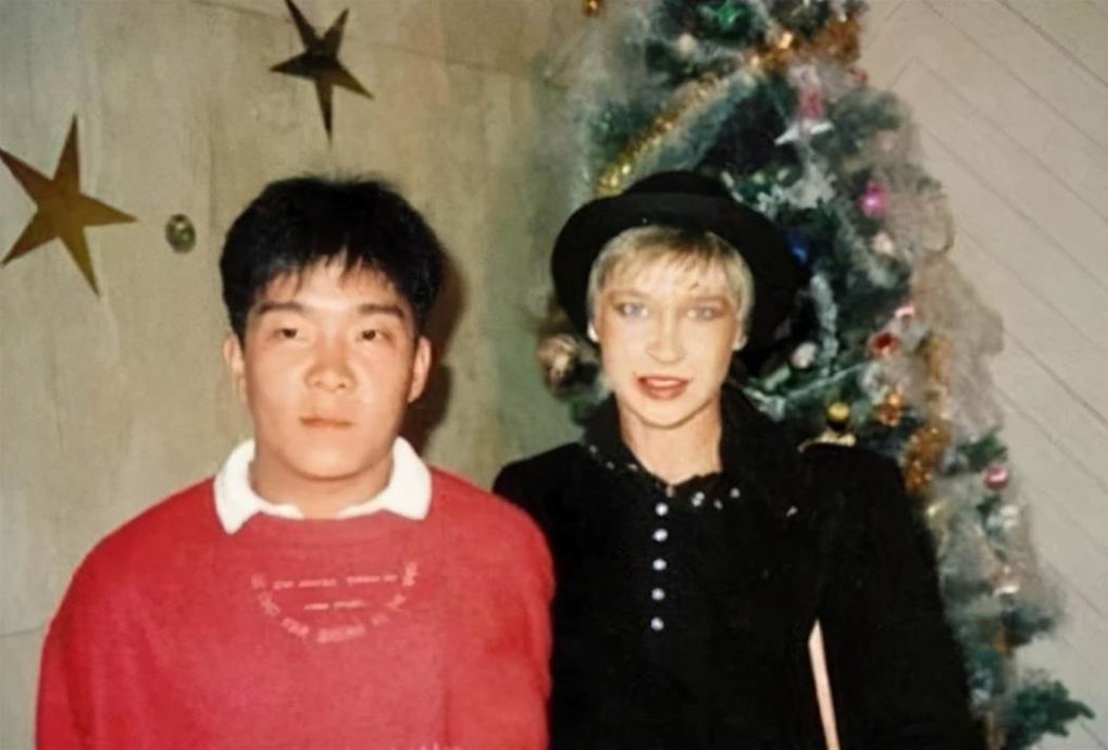 孟海求爱罗芙洛苦学英文 全靠杨紫琼当翻译拉线	