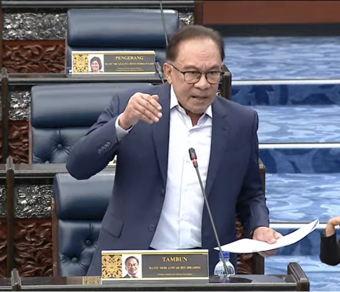 安华:大马建议东盟+中国使用地方货币交易 不用美元