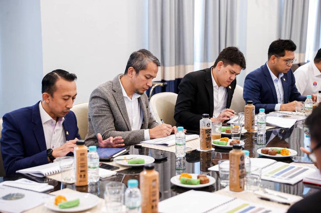 **已签发**全国:建立最佳金融生态,柔大臣:商SFZ多项建议