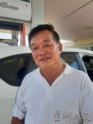 **已签发**柔:封面:【民生特工队】:实廊四条通往六条道路缺乏路灯,居民:不要亡羊才补牢